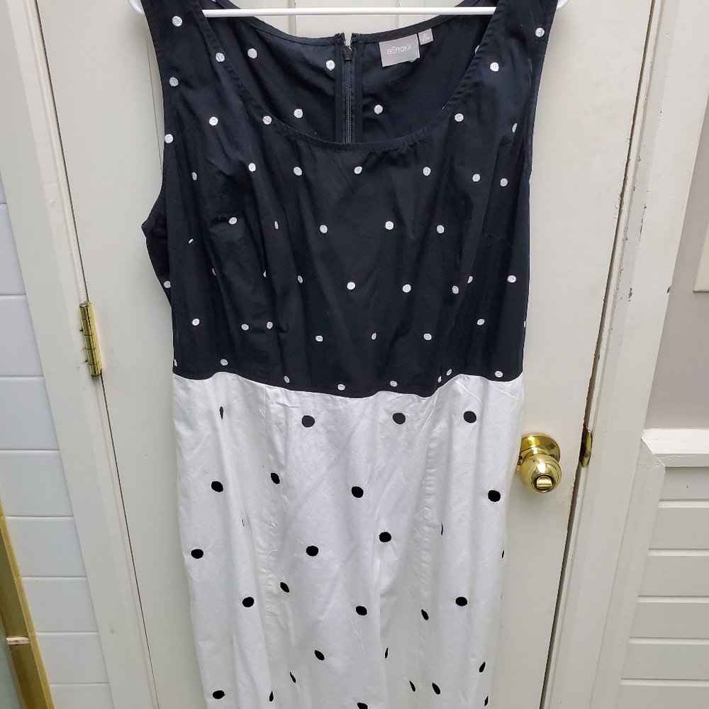 Eshakti size 22 polka dot dress